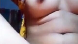 காஞ்சிபுரத்து இளம் தமிழ் ஐயர் மாமி சுயஇன்பம் செய்யும் வீடியோ